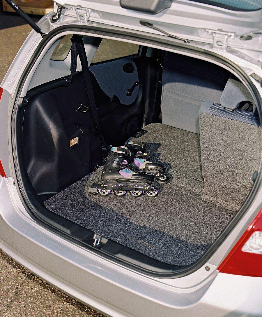  Honda Jazz 2001 года  (фото 22 из 28)